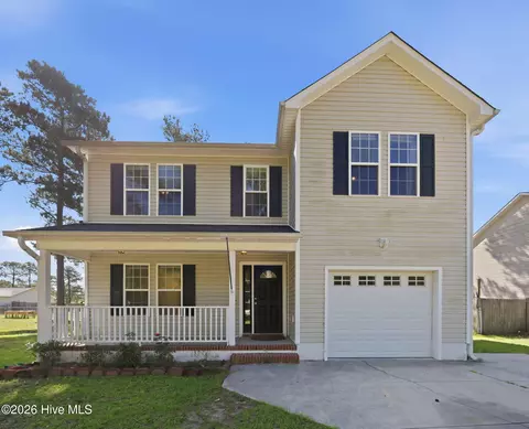 128 Van Riggs Rd, Hubert, NC 28539