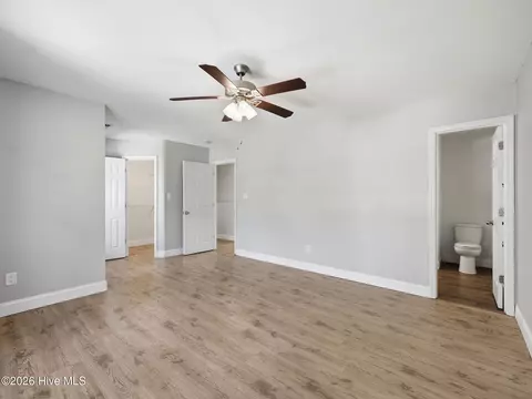 Living - 128 Van Riggs Rd, Hubert, NC 28539 photo 5 of 5