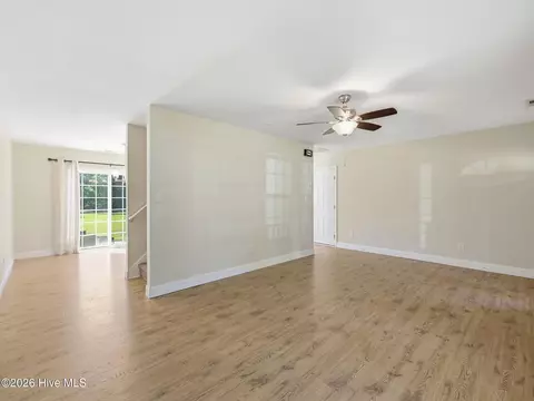 Living - 128 Van Riggs Rd, Hubert, NC 28539 photo 2 of 5
