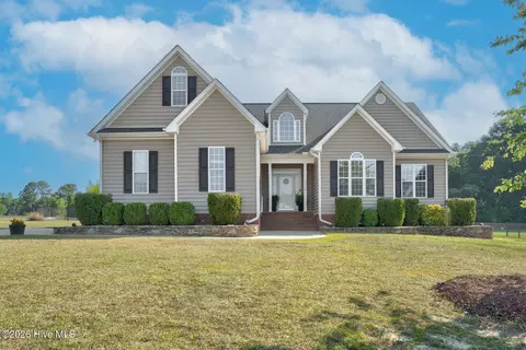 3918 Caitlin Dr, Battleboro, NC 27809