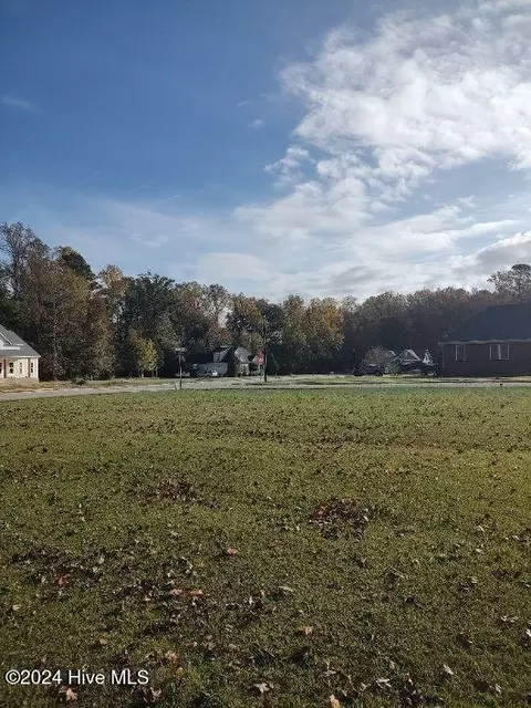 104 Gambit Ct, Washington, NC 27889