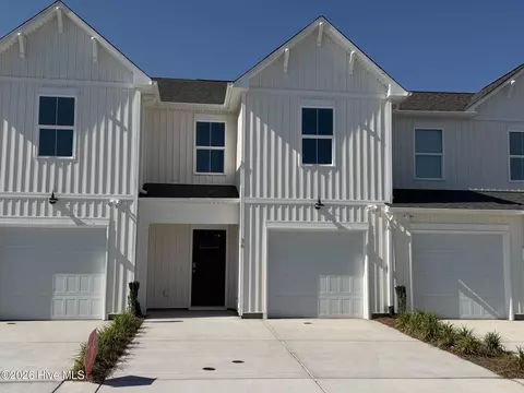 36 W Pioneer Way #127, Hampstead, NC 28443