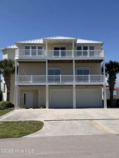 8526 Ocean View Dr, Emerald Isle, NC 28594
