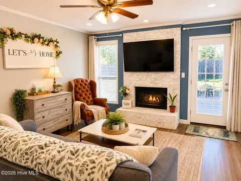143 W Lynne Dr, Martinez, GA 30907