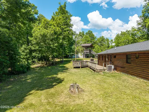 Exterior - 562 Sunny Ln, Marble, NC 28905 photo 7 of 21