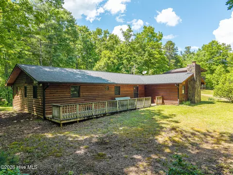 Exterior - 562 Sunny Ln, Marble, NC 28905 photo 2 of 21