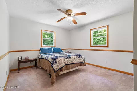 Bedroom - 562 Sunny Ln, Marble, NC 28905 photo 4 of 8