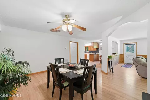 Dining - 562 Sunny Ln, Marble, NC 28905 photo 3 of 4