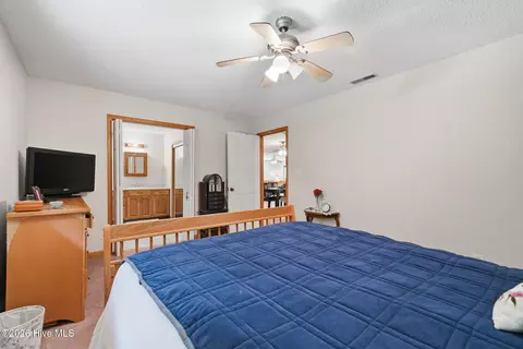 Bedroom - 562 Sunny Ln, Marble, NC 28905 photo 8 of 8