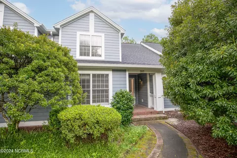 287 N Knoll Rd, Southern Pines, NC 28387