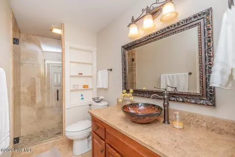 Bath - 1364 Waterston Dr, Evans, GA 30809 photo 7 of 10