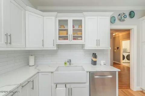 Kitchen - 1364 Waterston Dr, Evans, GA 30809 photo 4 of 8