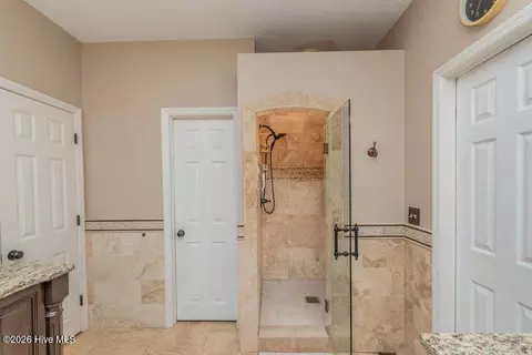 Bath - 1364 Waterston Dr, Evans, GA 30809 photo 6 of 10
