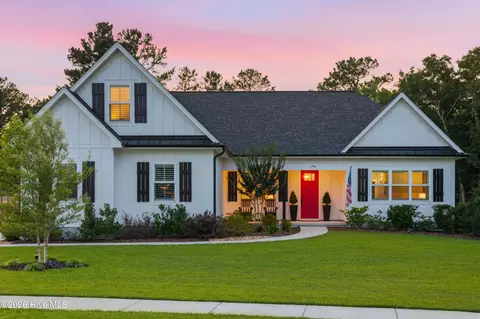 194 Hampton Ct, Hampstead, NC 28443