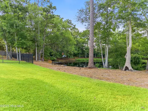 Exterior - 194 Hampton Ct, Hampstead, NC 28443 photo 8 of 20