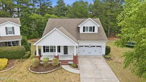 104 Lightwater Ct, Aberdeen, NC 28315