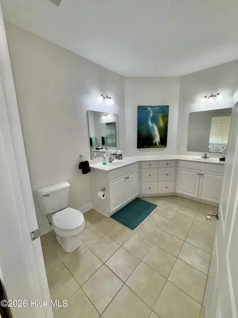 Bath - 300 Lighthouse Ln #D-3, Cedar Point, NC 28584 photo 3 of 6