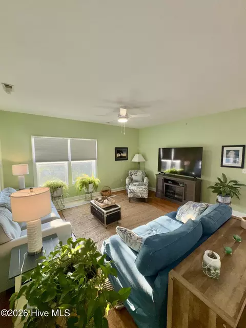 Living - 300 Lighthouse Ln #D-3, Cedar Point, NC 28584 photo 2 of 4