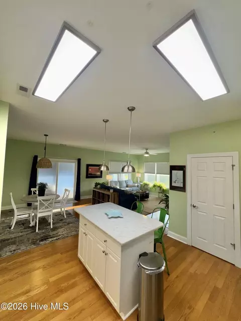 Kitchen - 300 Lighthouse Ln #D-3, Cedar Point, NC 28584 photo 3 of 4
