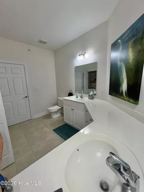Bath - 300 Lighthouse Ln #D-3, Cedar Point, NC 28584 photo 1 of 6