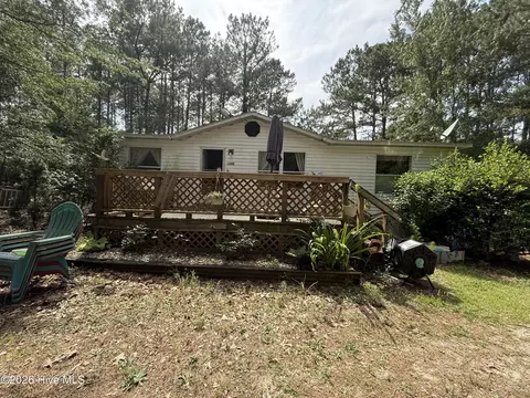 1240 Eagles Nest Rd, Dudley, NC 28333