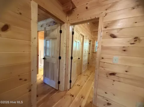 Entry Way - 200 Bentley Cv, Murphy, NC 28906 photo 1 of 1