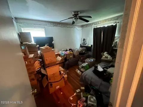Bedroom - 2825 Fairmount St, Augusta, GA 30906 photo 2 of 3