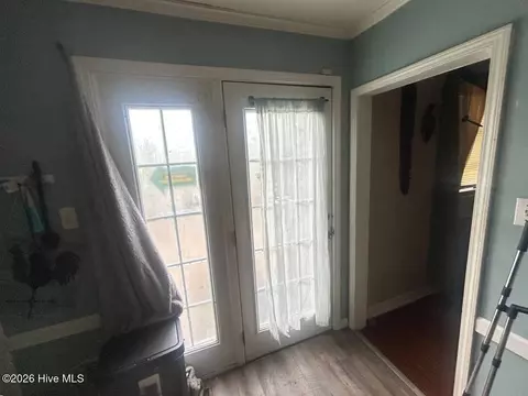 Entry Way - 2825 Fairmount St, Augusta, GA 30906 photo 1 of 5