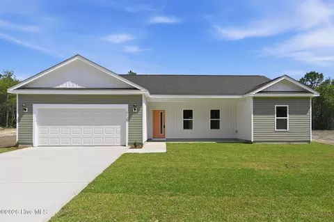 2636 Fountaintown Rd, Chinquapin, NC 28521