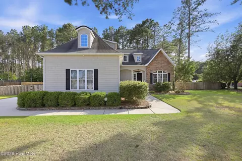 104 Bargate Dr, New Bern, NC 28562