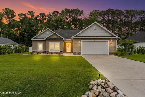 676 Boundary Loop Rd NW, Calabash, NC 28467