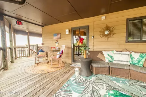 310 Lake Place Condo Dr #310, White Lake, NC 28337