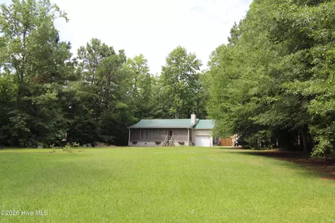 196 Pattie Ln, Maysville, NC 28555