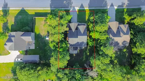 View/Area - 289 Weir Dr, Hampstead, NC 28443 photo 1 of 7