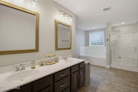 Bath - 289 Weir Dr, Hampstead, NC 28443 photo 2 of 4