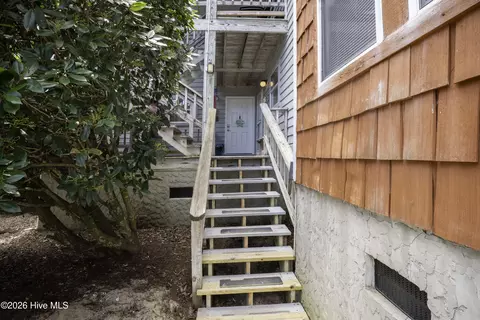 Exterior - 700 W 1st St #B5, Kill Devil Hills, NC 27948 photo 1 of 10
