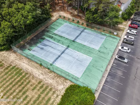 Exterior - 700 W 1st St #B5, Kill Devil Hills, NC 27948 photo 6 of 10