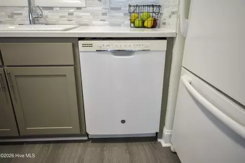 Kitchen - 700 W 1st St #B5, Kill Devil Hills, NC 27948 photo 4 of 5