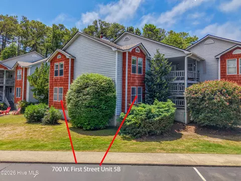 700 W 1st St #B5, Kill Devil Hills, NC 27948