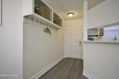 Entry Way - 700 W 1st St #B5, Kill Devil Hills, NC 27948 photo 1 of 3