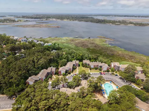 View/Area - 700 W 1st St #B5, Kill Devil Hills, NC 27948 photo 4 of 6