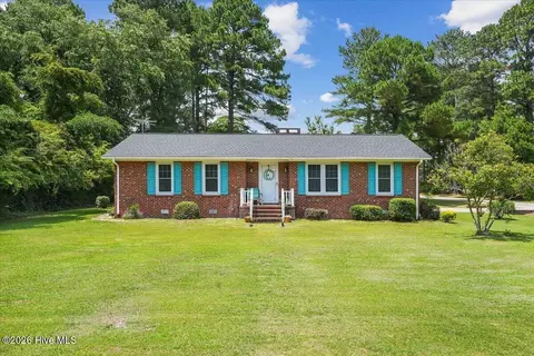 419 Forrest Rd, Warsaw, NC 28398