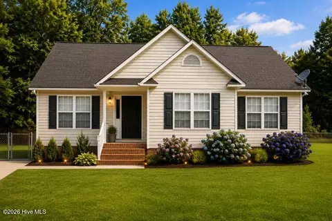 1828 Garner Rd, Greenville, NC 27834