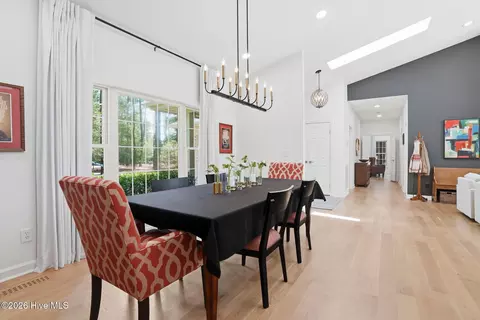 Dining - 45 Pinewild Dr, Pinehurst, NC 28374 photo 4 of 5
