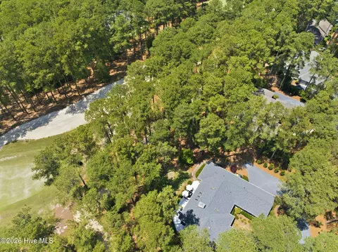 View/Area - 45 Pinewild Dr, Pinehurst, NC 28374 photo 3 of 4
