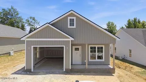 3229 Dolostone Ct SW, Wilson, NC 27893