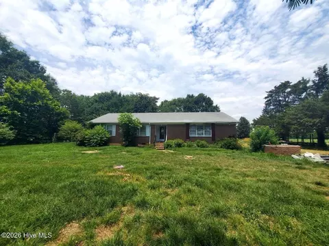 4558 Swift Creek School Rd, Whitakers, NC 27891