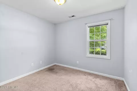 Bedroom - 135 Daphne Dr, Hubert, NC 28539 photo 3 of 5