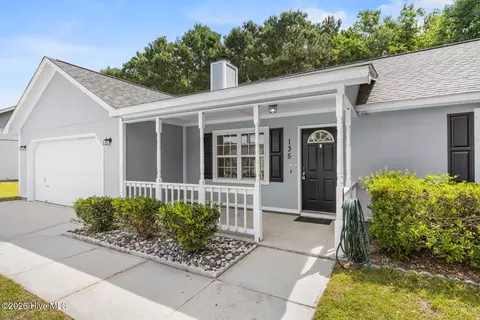 Exterior - 135 Daphne Dr, Hubert, NC 28539 photo 1 of 4