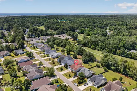 View/Area - 512 Azalea Dr, Hampstead, NC 28443 photo 1 of 9